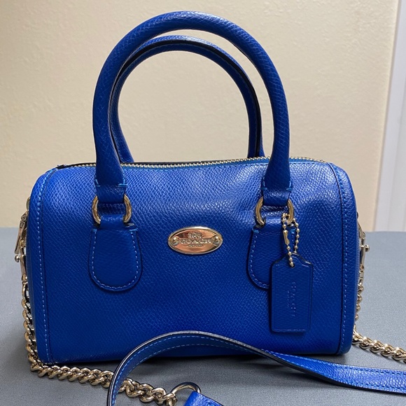 Small Coach Crossbody - Picture 1 of 4